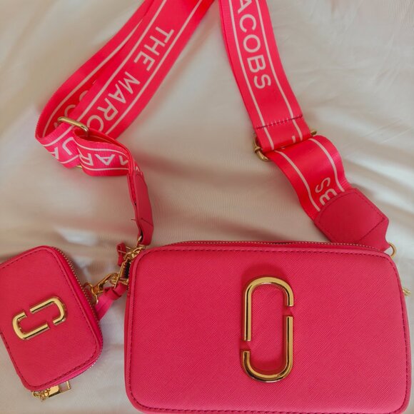 MARC JACOBS Crossbody Camera Bag - Picture 2 of 7